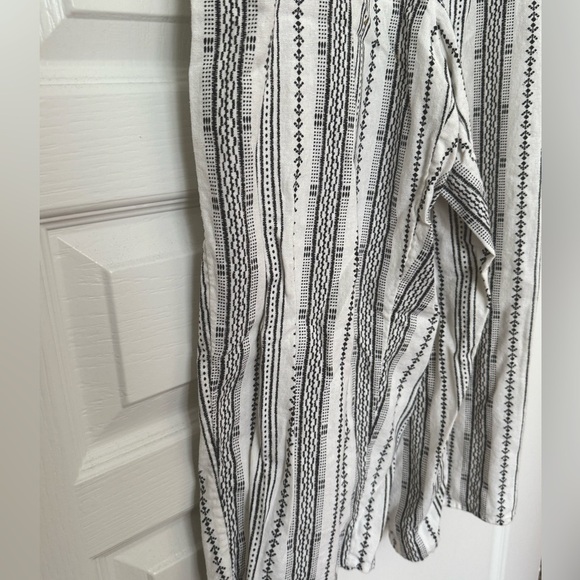 2/$20 ✨NWOT Old Navy Linen Jumpsuit Cropped White Black Size MP - Picture 7 of 7